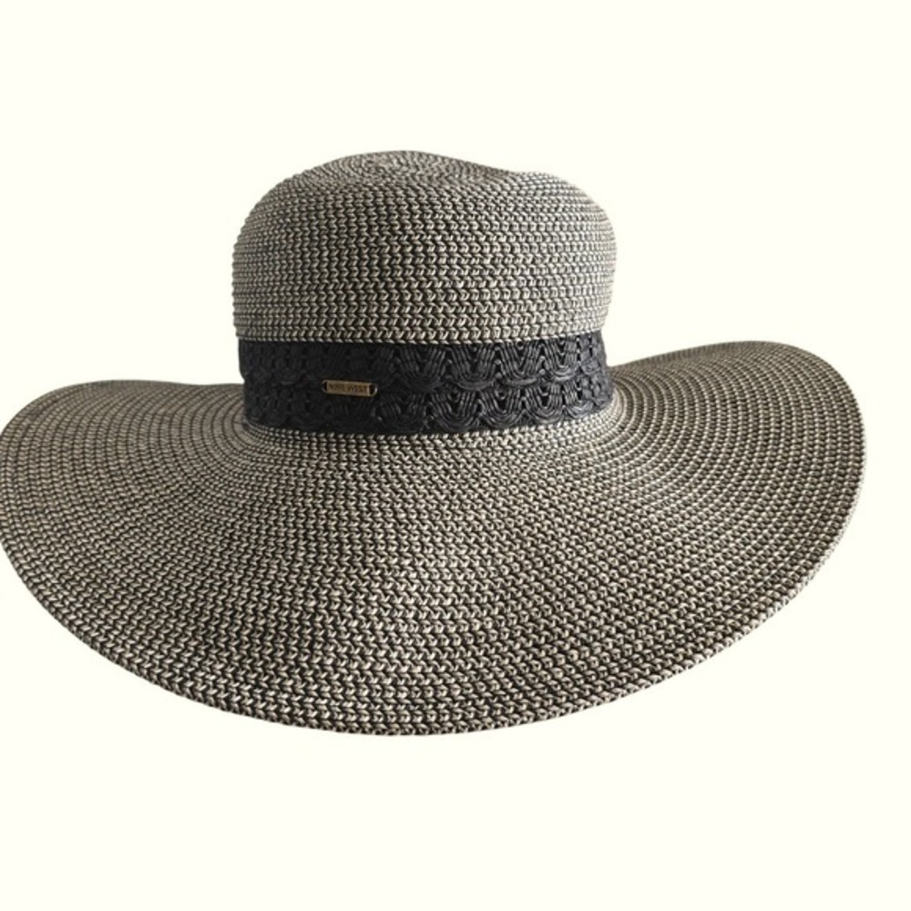 Nine West Womens Black White Wovenโ Straw Sun Hat Band